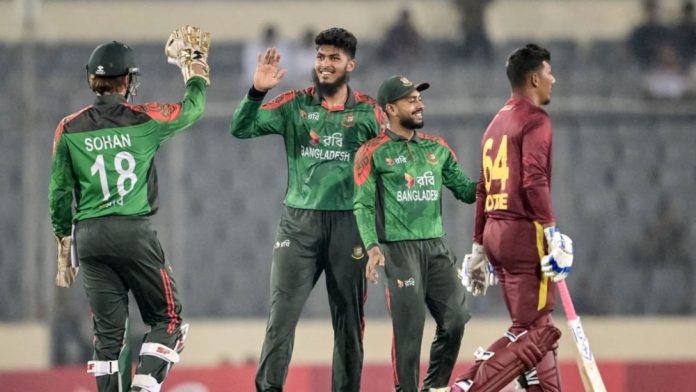 ওয়েস্ট ইন্ডিজকে হারিয়ে ১৯ মাস পর সিরিজ জয় বাংলাদেশের ওয়েস্ট ইন্ডিজকে হারিয়ে ১৯ মাস পর সিরিজ জয় বাংলাদেশের