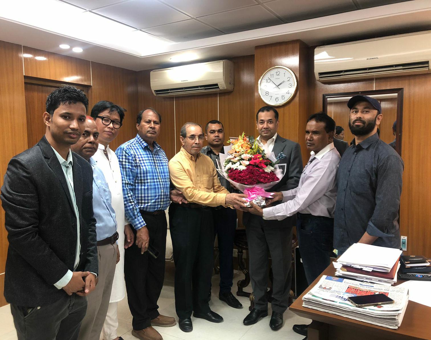 তথ্য প্রতিমন্ত্রীর সাথে ওনাবের সৌজন্য সাক্ষাৎ