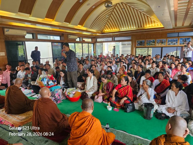 রাজবন বিহারে পার্বত্য মন্ত্রীর বিশেষ প্রার্থনা: দেশ ও জাতির সমৃদ্ধি কামনা