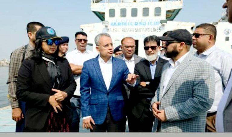 পণ্য খালাসে বিলম্বে কঠোর নির্দেশ নৌপরিবহন মন্ত্রীর