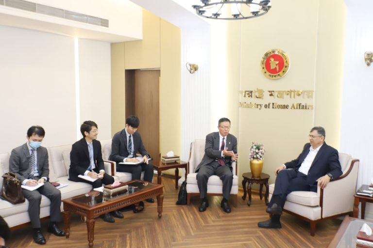 পুলিশ পুনর্গঠনে জাপানের সহযোগিতা চেয়েছেন স্বরাষ্ট্রমন্ত্রী