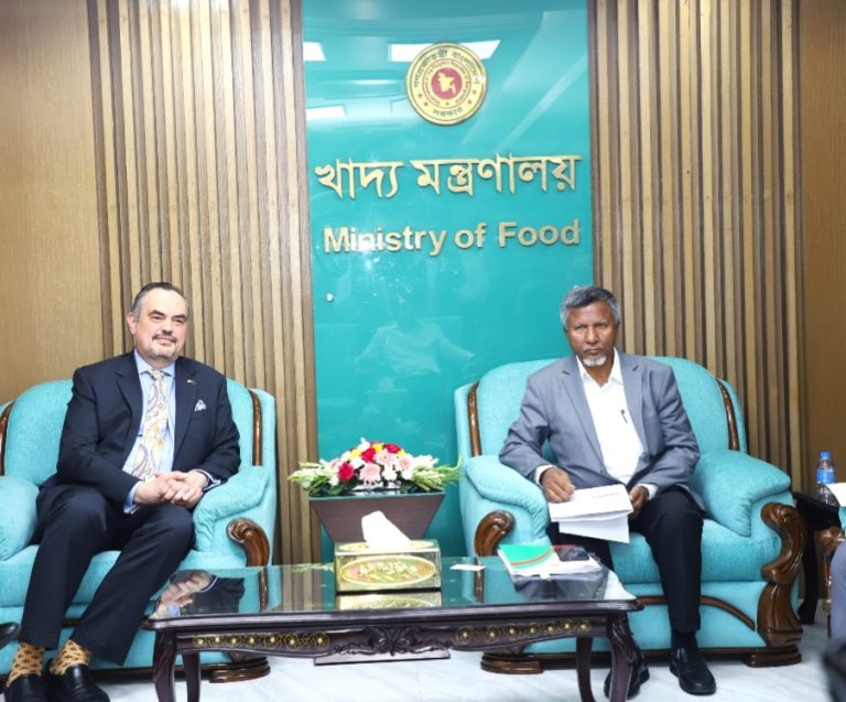 কৃত্রিম সংকট বা কারসাজি সরকার বরদাশত করবে না : বাণিজ্যমন্ত্রী
