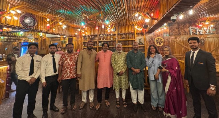 মেঘবরণী রেস্তো-পার্টি সেন্টারে অনুষ্ঠিত হলো জমজমাট মিউজিক লাইভ শো